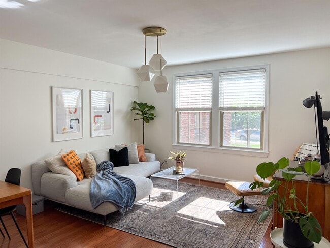 Building Photo - 6718 3rd St NW