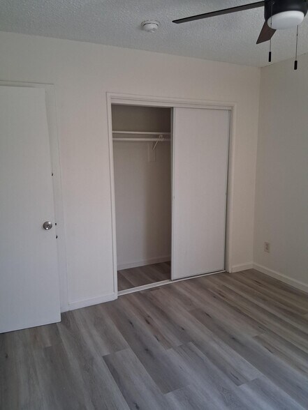 Building Photo - 641 Hardin Dr
