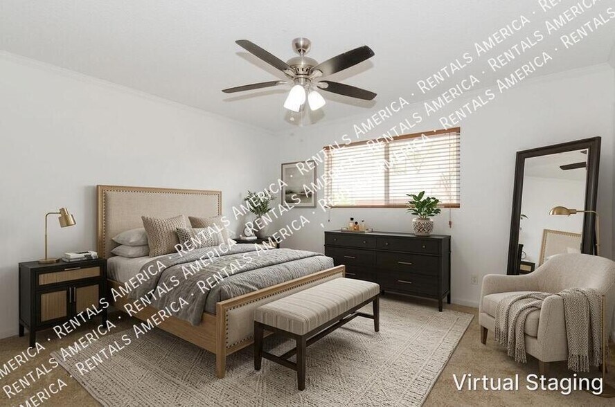 Building Photo - 7868 N Soledad Ave