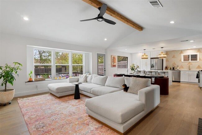 Building Photo - 3808 Leafield Dr