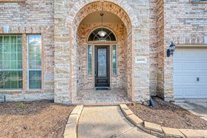 Building Photo - 26619 Richwood Oaks Dr