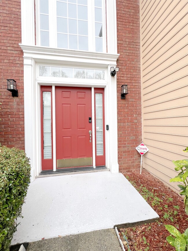 Building Photo - 1924 Riverlanding Cir