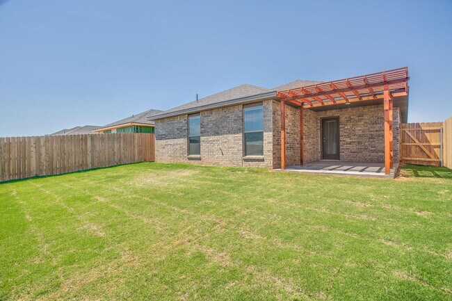 Building Photo - 1905 140th St