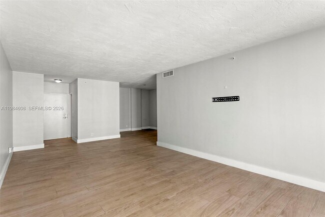 Building Photo - 3001 S Ocean Dr