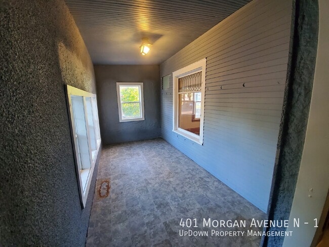 Building Photo - 401 N Morgan Ave