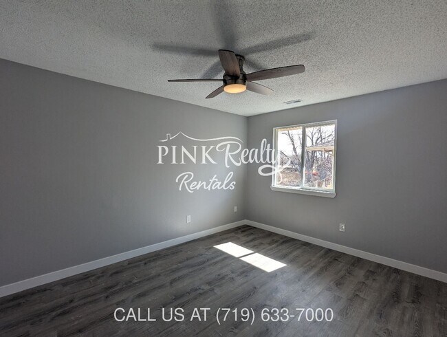 Building Photo - 4435 Hunting Meadows Cir