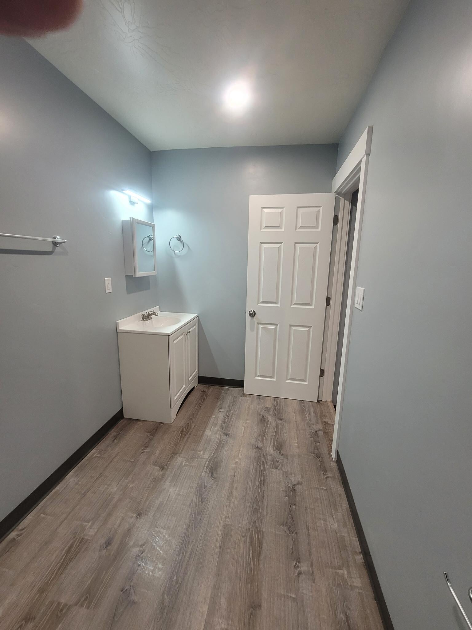 Building Photo - 168 E 70 S