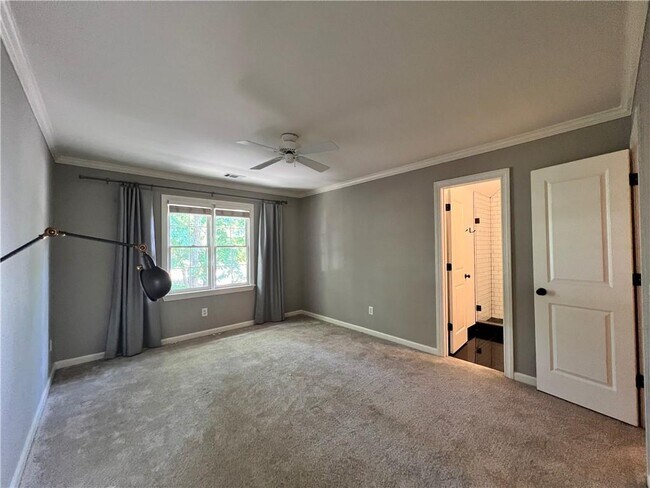 Building Photo - 5630 Sandown Way