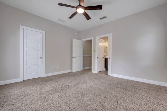 Building Photo - Midtown Tallahassee Townhome