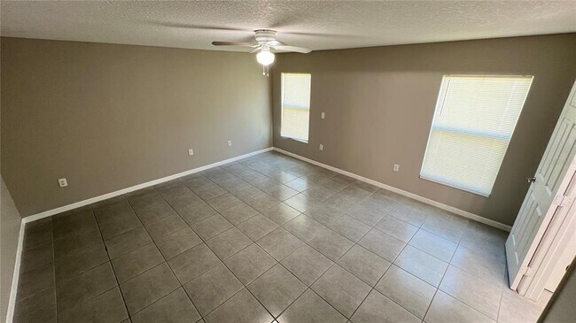 Building Photo - 1550 Pace Dr NW