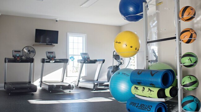 Building Photo - 15115 Moulin Court Dr