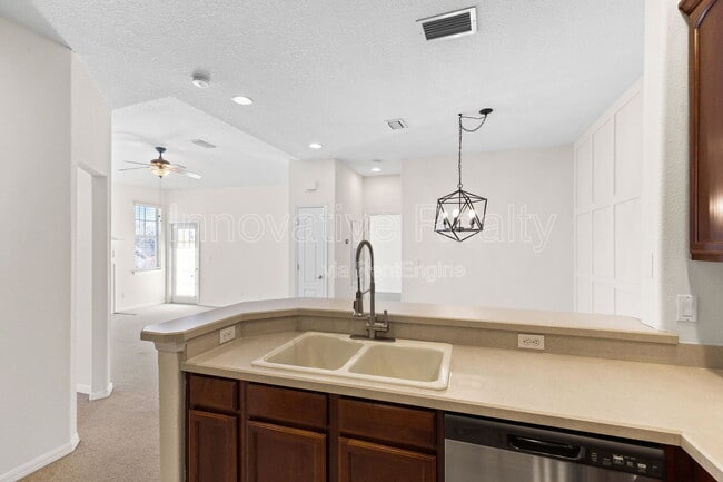 Building Photo - 17321 Promenade Dr