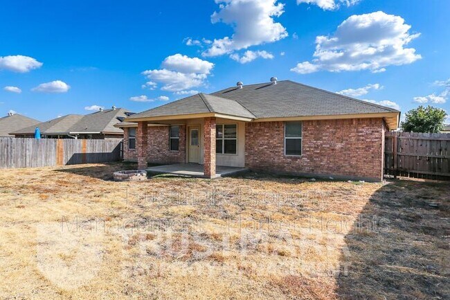 Building Photo - 401 W Libra Dr