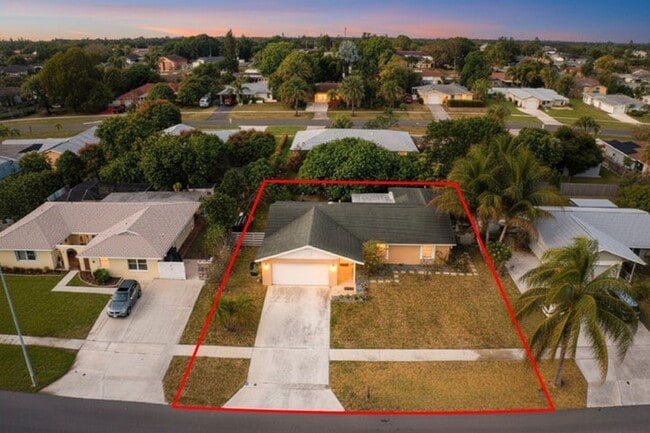 Building Photo - 849 Camellia Dr