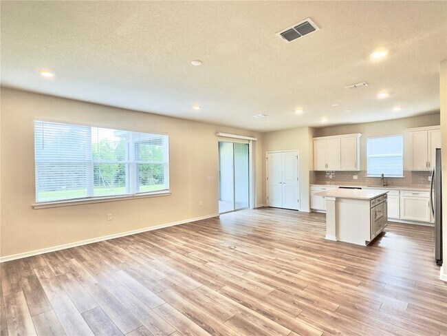 Building Photo - 17431 Saw Palmetto Ave