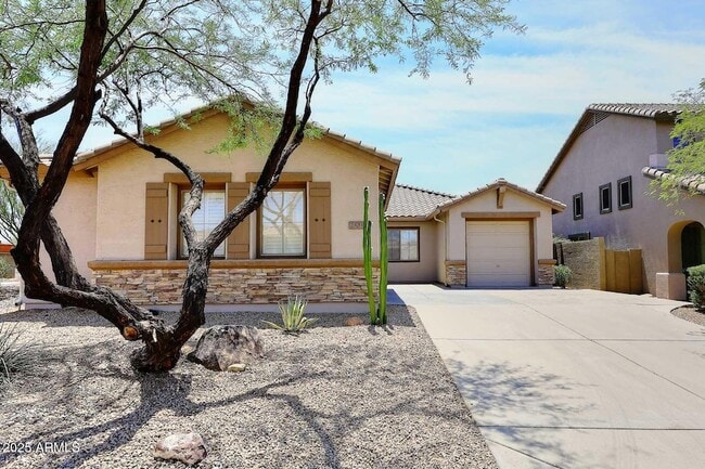 Building Photo - 2503 W Kit Carson Trail