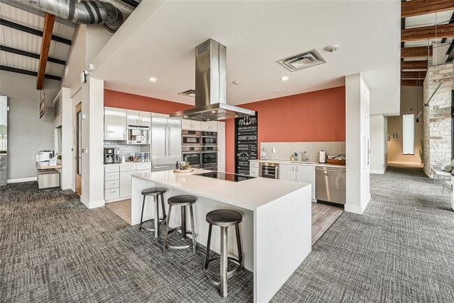 Building Photo - 17205 Adoro Dr