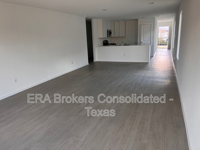 Building Photo - 511 Sarah Wy