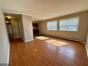 Building Photo - 1566 N Woodbridge St