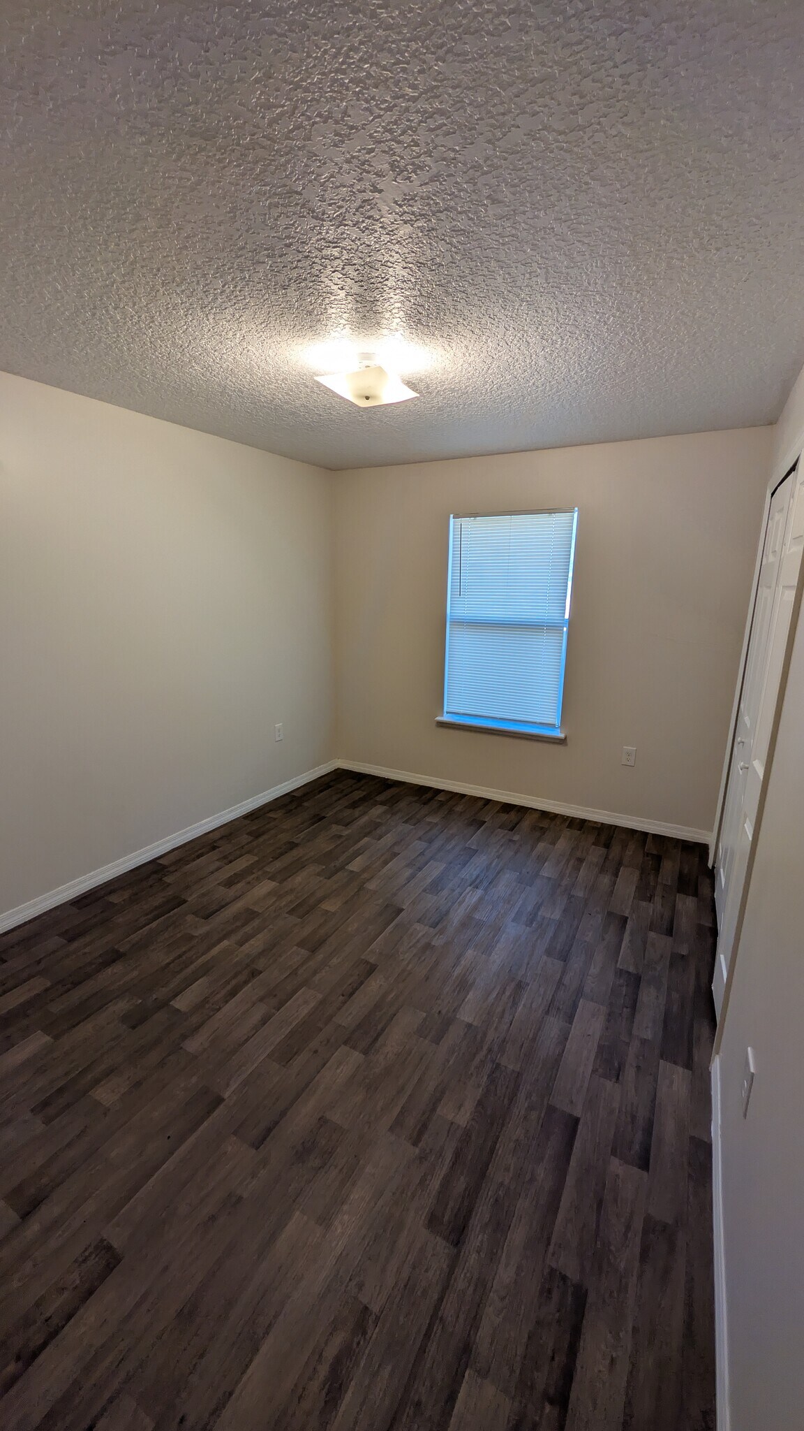 Building Photo - 7594 Taylor Field Rd