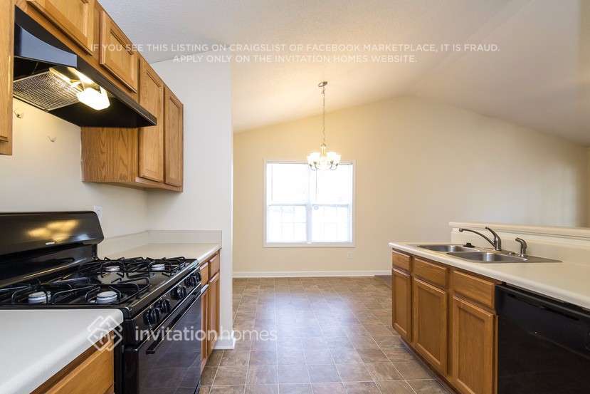 Building Photo - 122 Greystone Cir