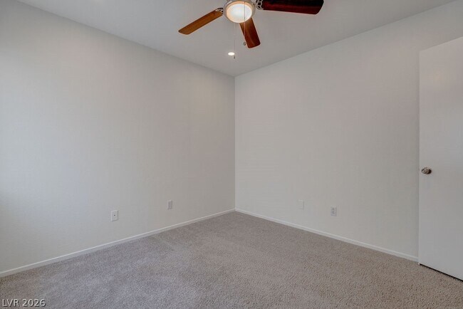 Building Photo - 5938 Gentleslope St