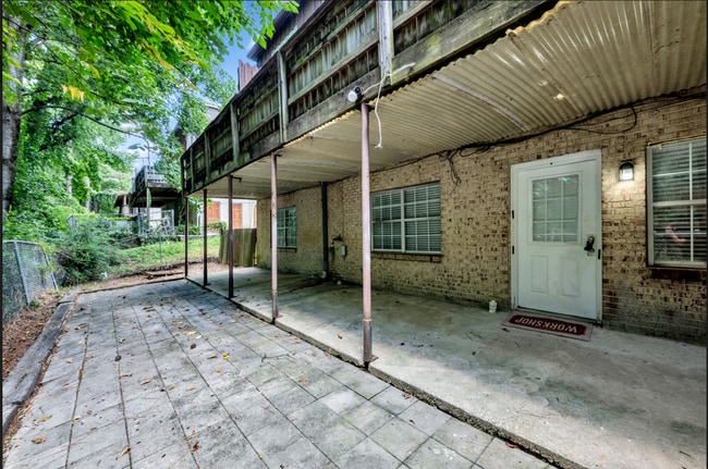 Building Photo - 3244 Warringwood Dr