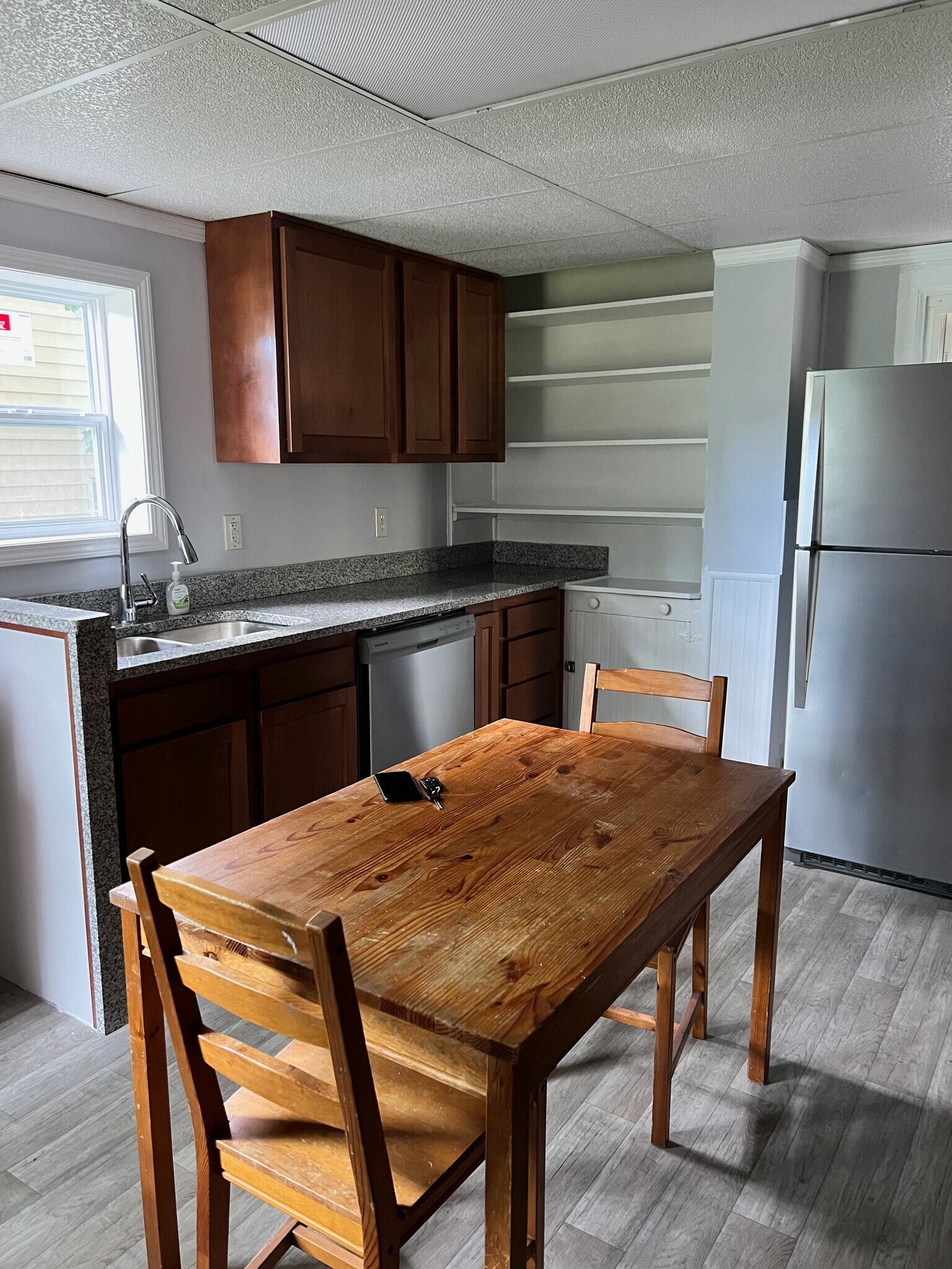 Building Photo - 408 Hillview Pl