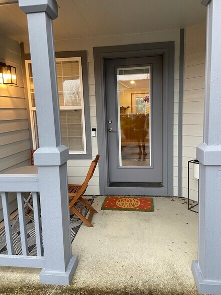 Building Photo - 318 NW 12th St