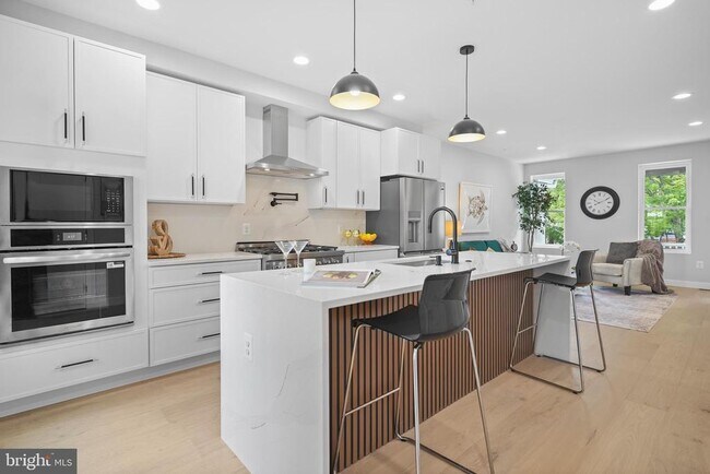 Building Photo - 4212 7th St NW