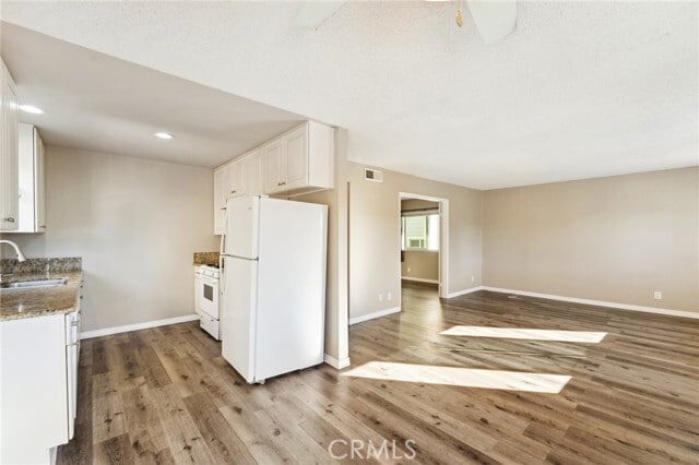 Building Photo - 34602 Calle Rosita