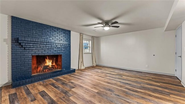 Building Photo - 2676 Cottonwood Dr