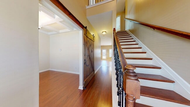 Building Photo - Nice 4 Bedroom Home in Solamere