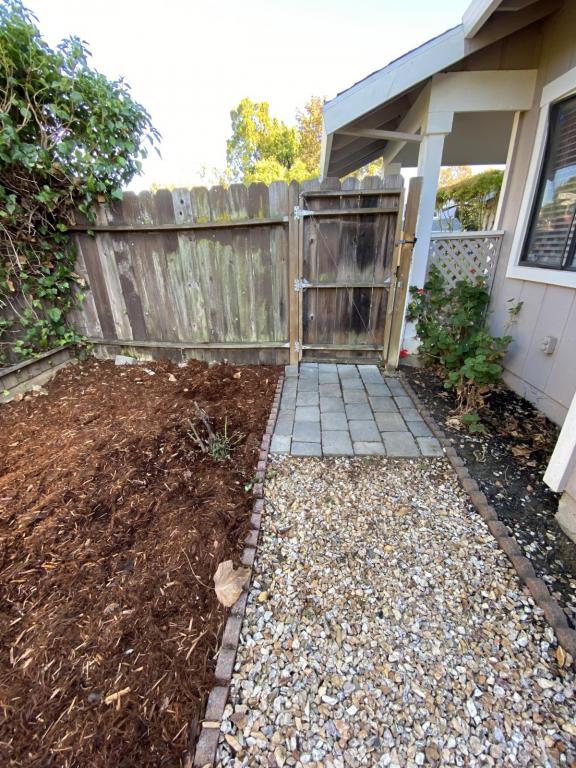 Building Photo - 555 Lighthouse Dr