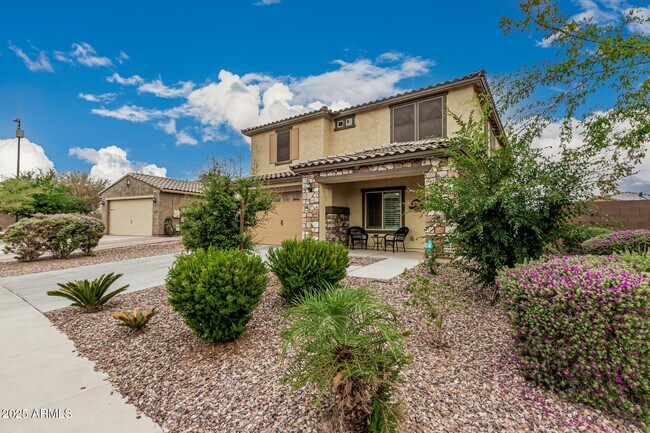 Building Photo - 2381 E Brigadier Dr