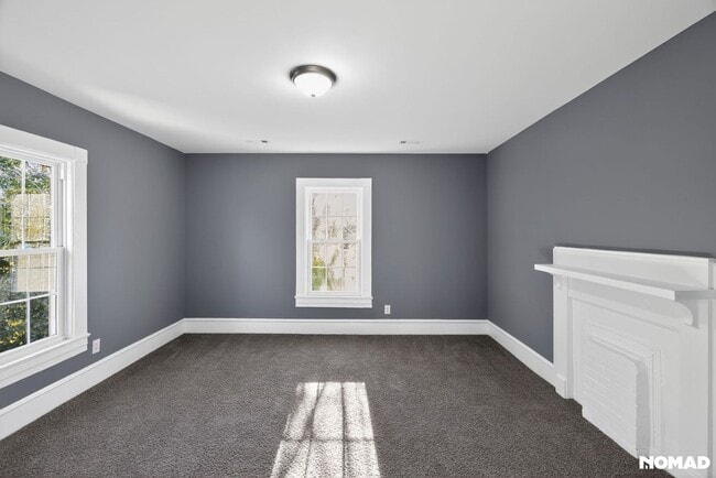 Building Photo - 512 Maple Ave