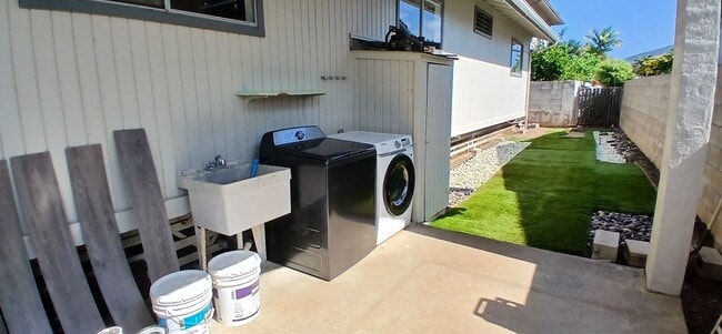 Building Photo - 6187 May Way