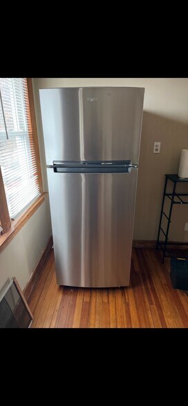 Building Photo - 130 Woodin St