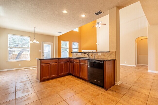 Building Photo - 8922 Weimer Forest