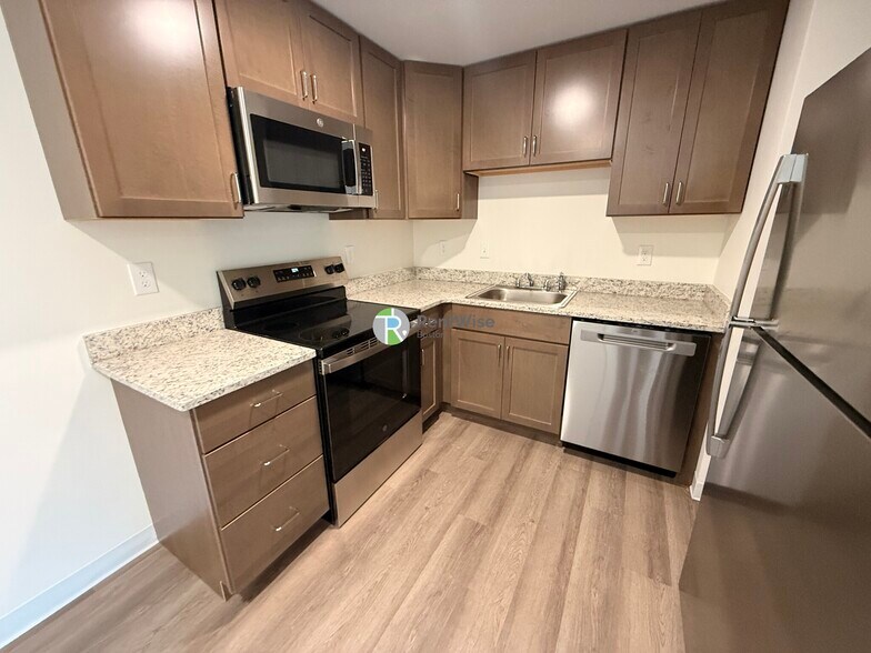 Building Photo - 16 Beals Rd