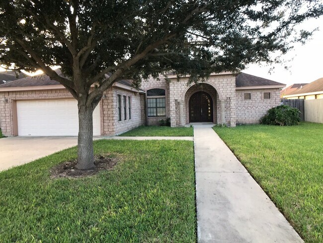 Building Photo - 3Bed/2.5Bath Edinburg TX Home For Rent ( Oakland Village )