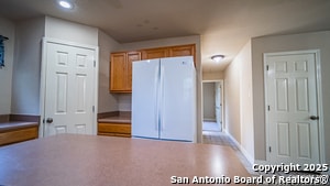 Building Photo - 5470 Fallen Oak Dr