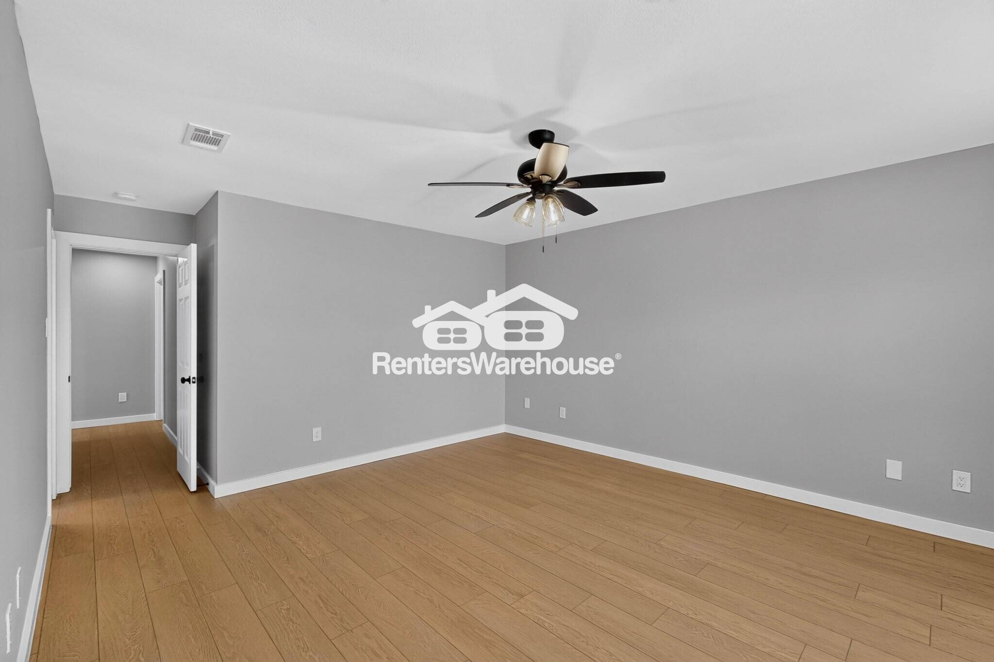 Building Photo - 2616 Mountain View Dr