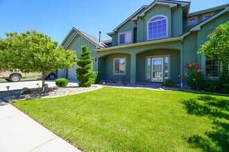 Building Photo - 2511 W Teano Dr