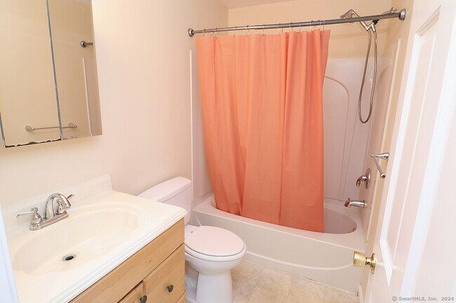 Building Photo - 349 Allen Rd