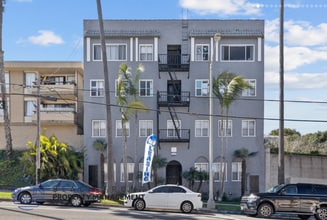 Building Photo - 3621 Pacific