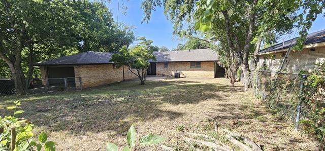 Building Photo - 626 Little Creek Dr