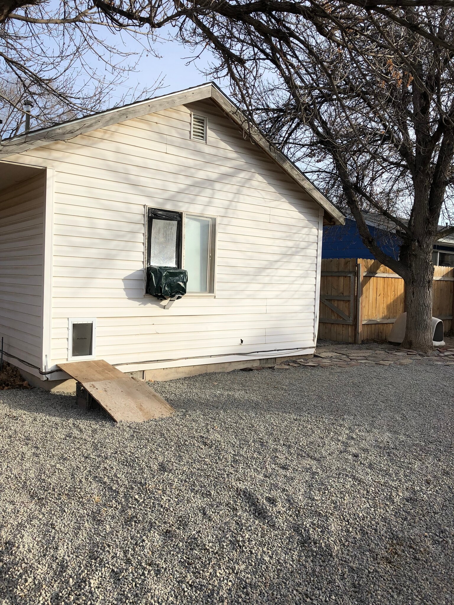 #2 Backyard - 450 Stevens Ave