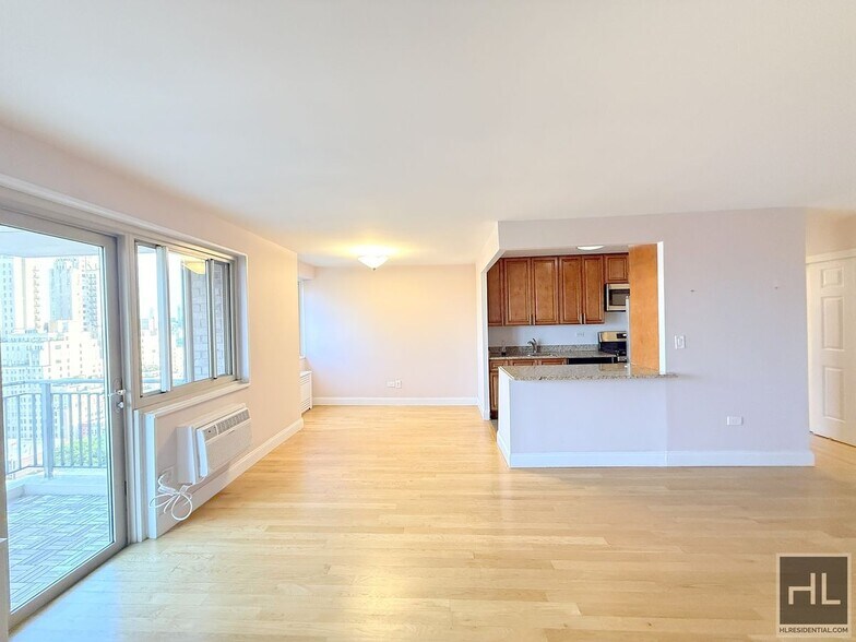 Building Photo - 1 bed 1 bath with dinning area , Washer and dryer - WEST 93 STREET