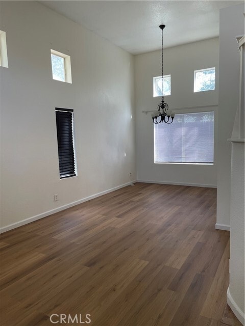 Building Photo - 1522 W Ave H4